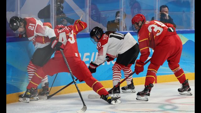 Scaling the Game &ndash; Small Area Games and Problem Design