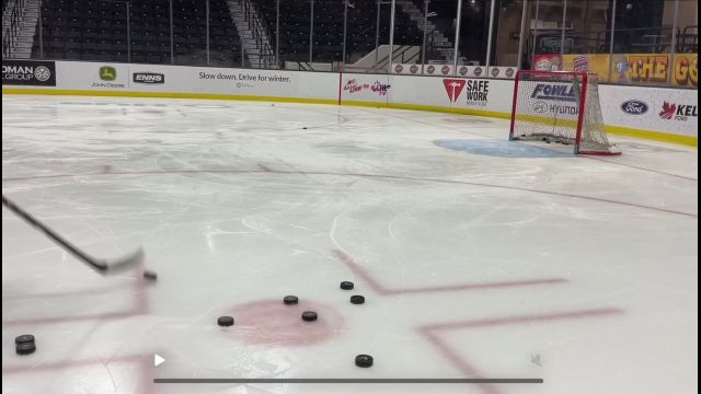 Scoring hands in tight