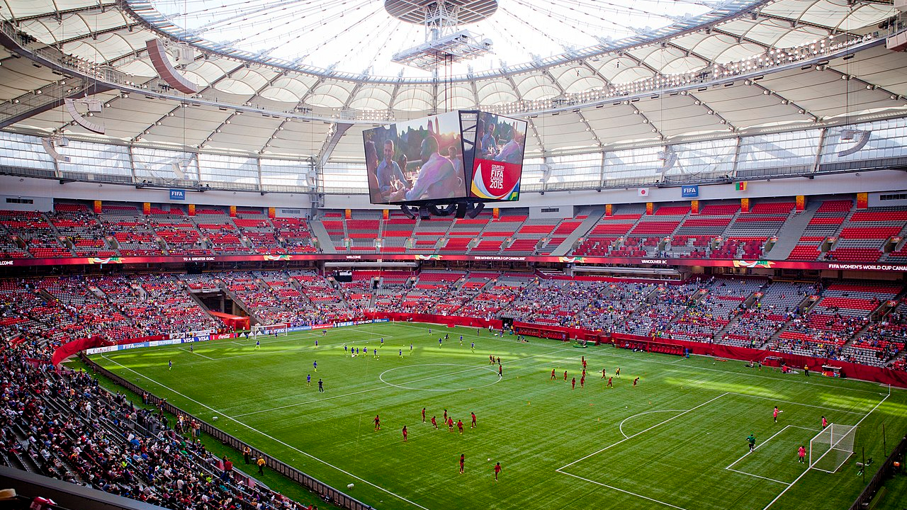 What Hockey Coaches Can Learn from Soccer