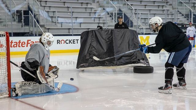 How to Run A Successful Hockey Camp