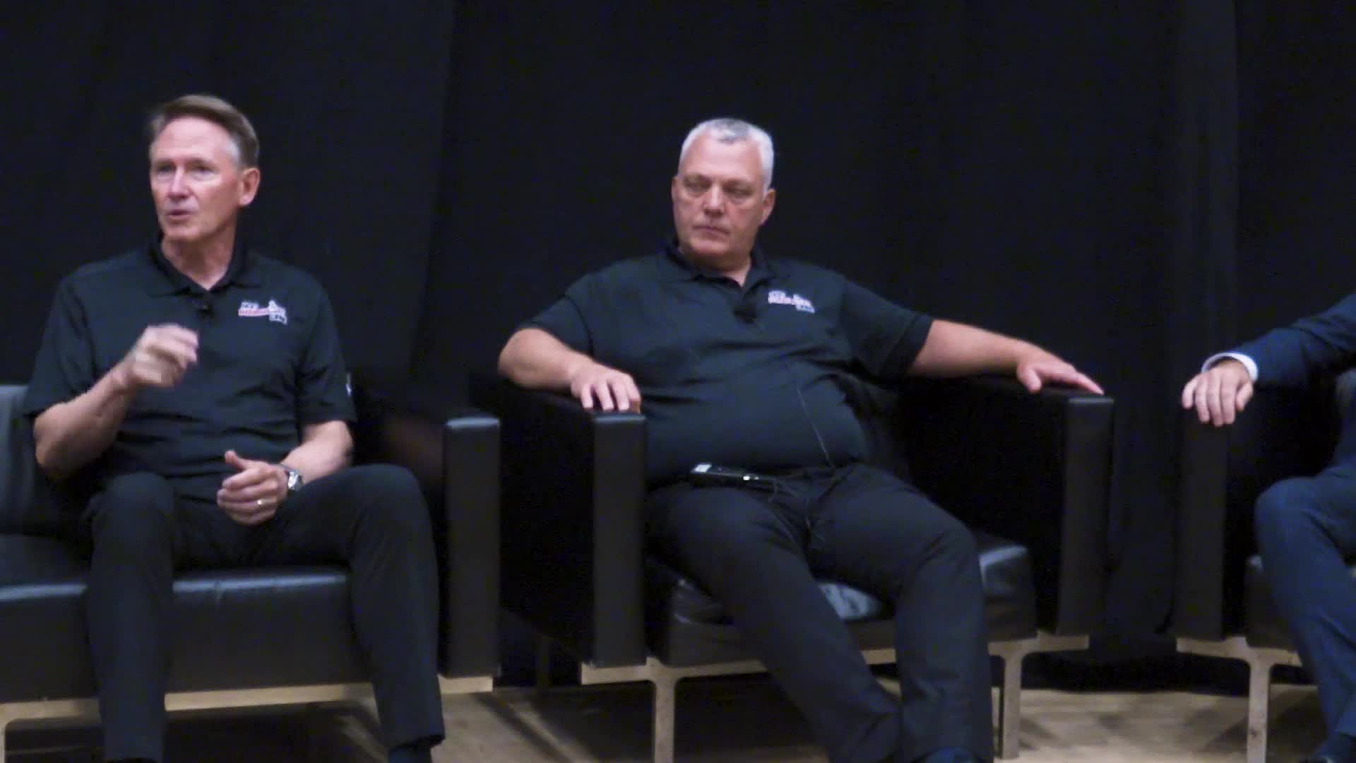 How Elite Coaches Communicate, with Mike Johnston, Mike Kelly & Shawn Snider How Elite Coaches Communicate, with Mike Johnston, Mike Kelly & Shawn Snider