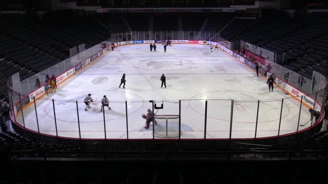 NWT Drill 15 - Continuous Offence Defence Out 1vs1
